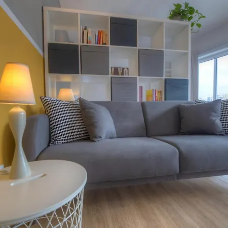 First Floor Seconds From Balluta Bay Ipap1-1 Apartment *