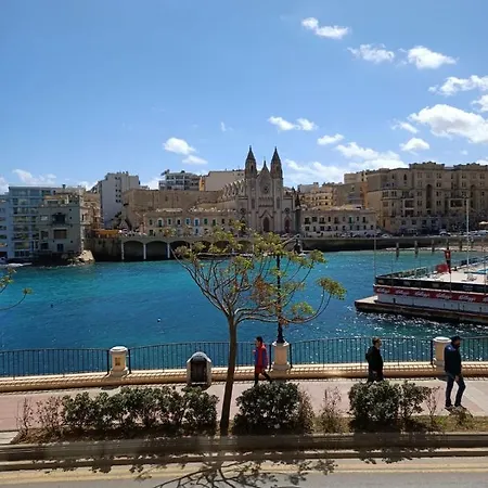 First Floor Seconds From Balluta Bay Ipap1-1 * Sliema